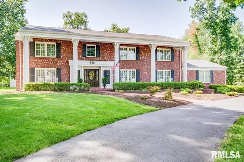 616 Seville Dr, Mount Vernon, IL 62864