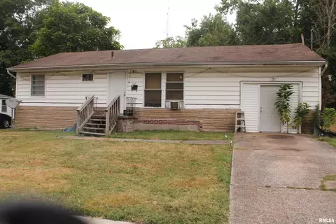 511 N Michaels St, Carbondale, IL 62901