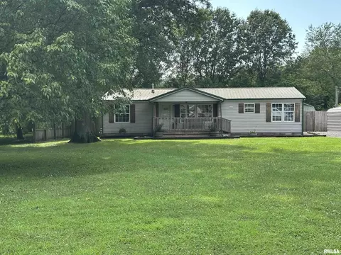 1733 Old Marion Rd, West Frankfort, IL 62896