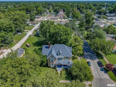 View/Area - 404 W Broadway St, Centralia, IL 62801 photo 5 of 9