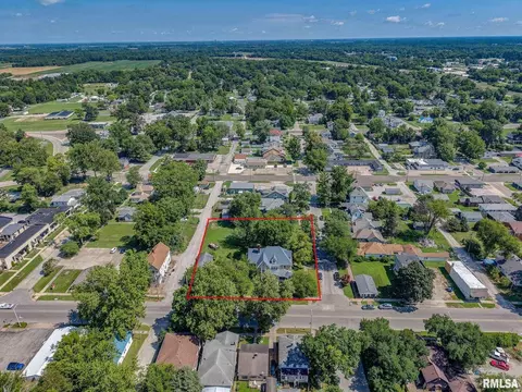 View/Area - 404 W Broadway St, Centralia, IL 62801 photo 9 of 9