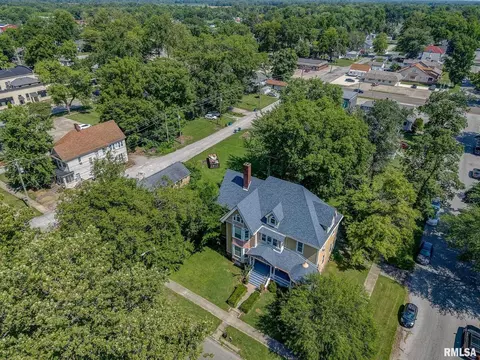 View/Area - 404 W Broadway St, Centralia, IL 62801 photo 8 of 9