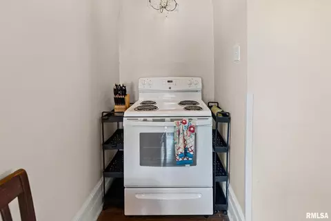 Kitchen - 404 W Broadway St, Centralia, IL 62801 photo 6 of 6