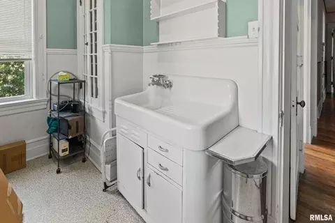 Other - 404 W Broadway St, Centralia, IL 62801 photo 7 of 17