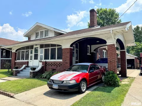 2009 Spruce St, Murphysboro, IL 62966