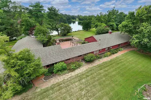 73 Minetree Ln, Carbondale, IL 62901