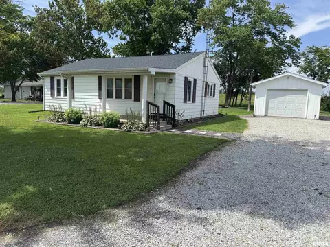 5779 State Route 154 Hwy, Pinckneyville, IL 62274