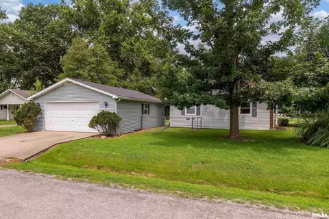 621 S 4th St, Herrin, IL 62948 photo 24