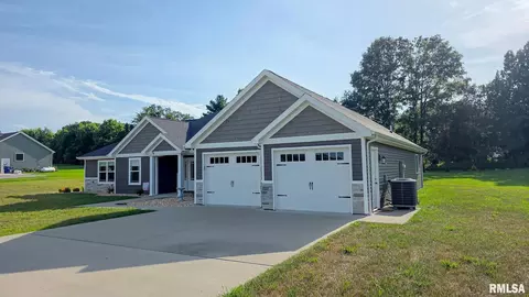 16201 Reeder Rd, Marion, IL 62959