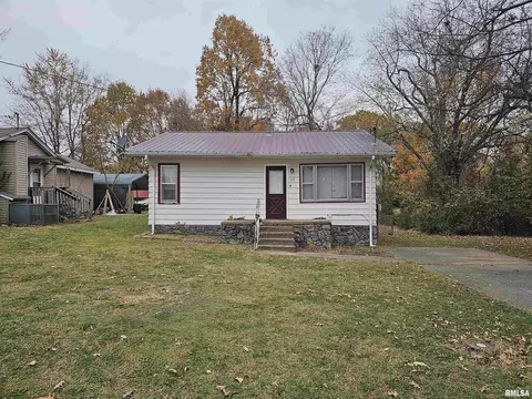 313 E 9th St, Brookport, IL 62910