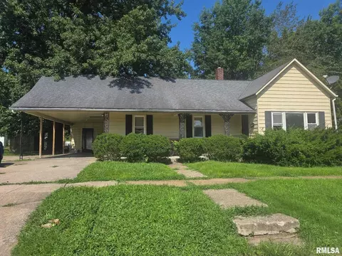 419 N 21st St, Herrin, IL 62948
