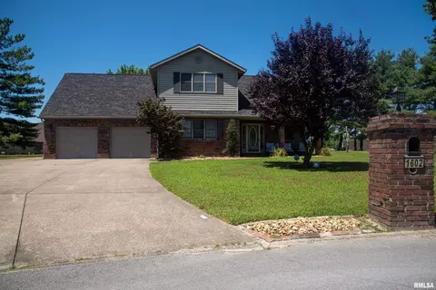 1602 Carmie Ln, Marion, IL 62959