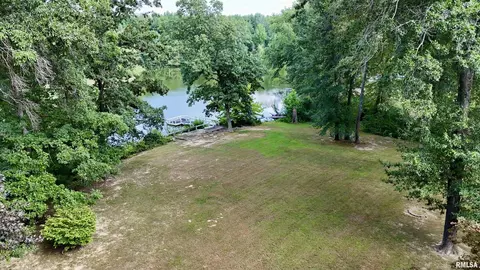 00 E Sunnyside Ln, Benton, IL 62812