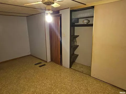 Bedroom - 5274 Norton Rd, Sandoval, IL 62882 photo 6 of 6