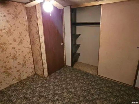 Bedroom - 5274 Norton Rd, Sandoval, IL 62882 photo 3 of 6