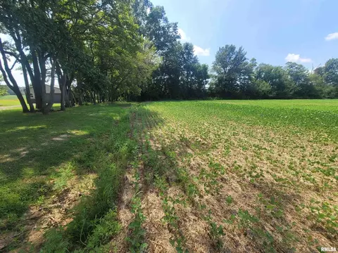 000 Jacob St, Dahlgren, IL 62828 photo 4