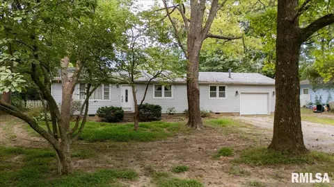 272 Church Camp Rd, Makanda, IL 62958