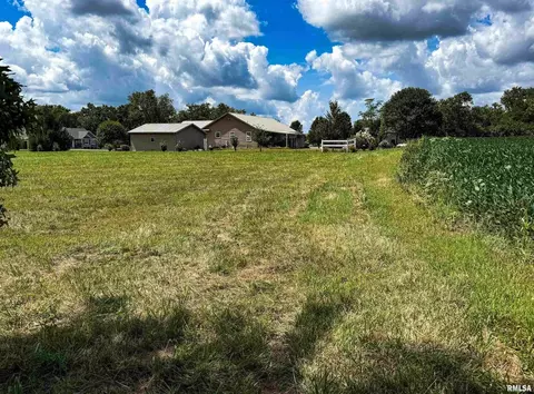 102 Davis Dr, Watson, IL 62473 photo 7