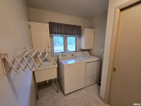 2 Webster Hill St, Mount Vernon, IL 62864 photo 34