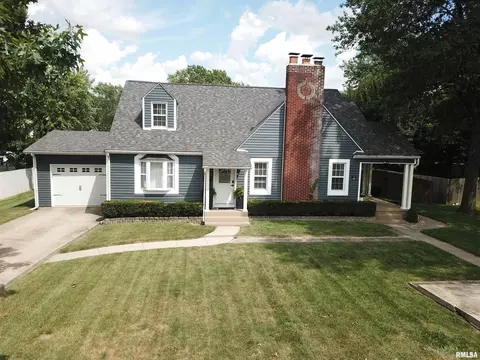 115 Harrison St, Centralia, IL 62801