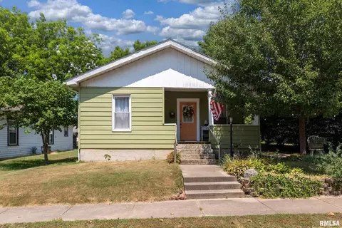 1318 Olive St, Murphysboro, IL 62966