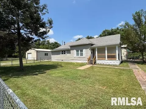 1621 N Park Ave, Herrin, IL 62948