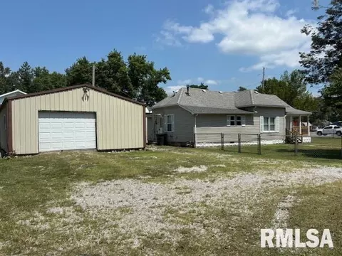 Other - 1621 N Park Ave, Herrin, IL 62948 photo 2 of 16