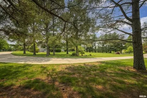 Exterior - 15866 Moellers Rd, Marion, IL 62959 photo 15 of 21