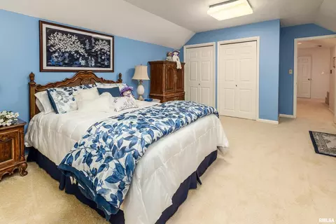 Bedroom - 15866 Moellers Rd, Marion, IL 62959 photo 12 of 13