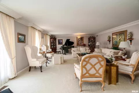 Living - 15866 Moellers Rd, Marion, IL 62959 photo 1 of 10