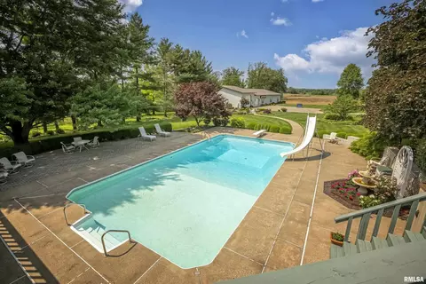 Exterior - 15866 Moellers Rd, Marion, IL 62959 photo 12 of 21