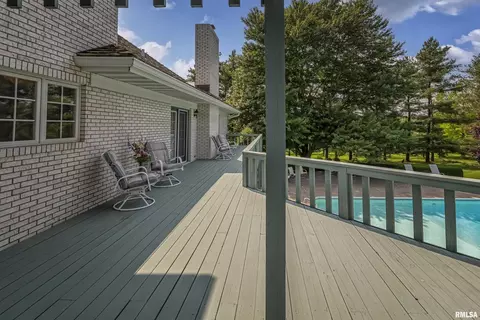 Exterior - 15866 Moellers Rd, Marion, IL 62959 photo 13 of 21