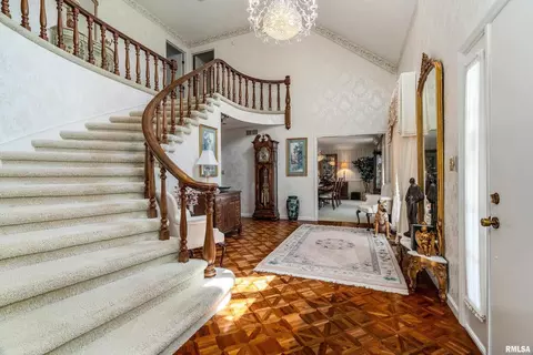 Entry Way - 15866 Moellers Rd, Marion, IL 62959 photo 1 of 8