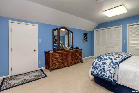 Bedroom - 15866 Moellers Rd, Marion, IL 62959 photo 13 of 13