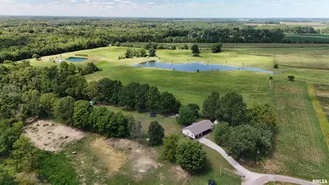 Other - 2517 Cherrybark Ln, Flora, IL 62839 photo 3 of 32