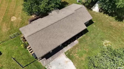 View/Area - 2517 Cherrybark Ln, Flora, IL 62839 photo 2 of 2