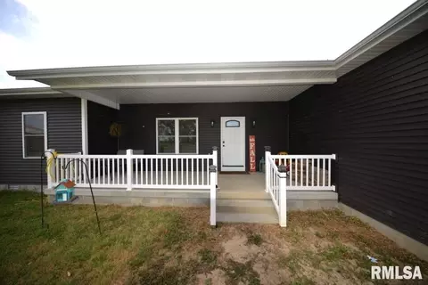 17359 Log Cabin Rd, Ewing, IL 62836 photo 1