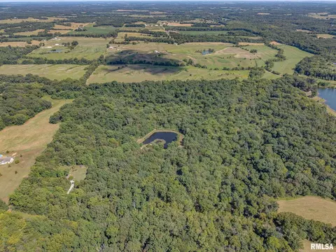 000 N Clear Ln, Mount Vernon, IL 62864