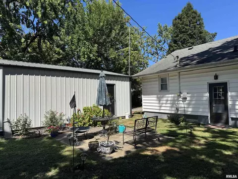 1803 W Cherry St, Marion, IL 62959 photo 18