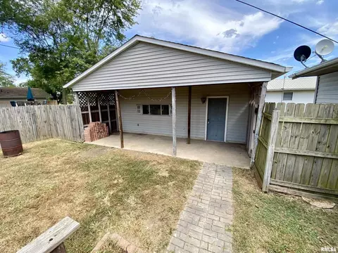 616 E Donna Dr, Irvington, IL 62848 photo 20