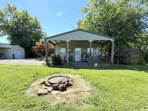 217 Cadiz Rd, Elizabethtown, IL 62931