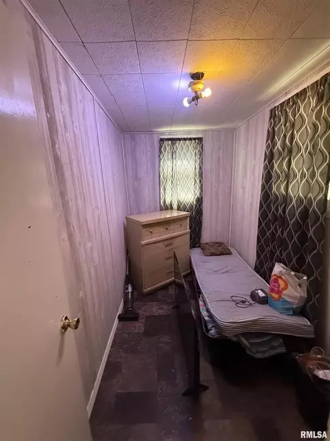 617 N Walnut St, Centralia, IL 62801 photo 11