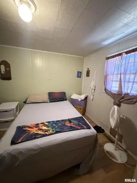 617 N Walnut St, Centralia, IL 62801 photo 14