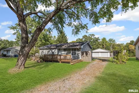 1410 N 17th St, Mount Vernon, IL 62864