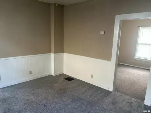 Living - 2142 Herbert St, Murphysboro, IL 62966 photo 1 of 1
