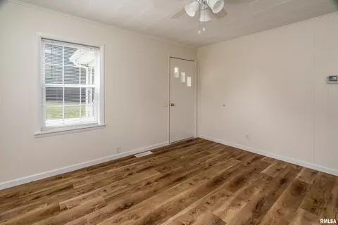 491 Wells Rd, Murphysboro, IL 62966 photo 5