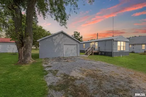 5219 Us Hwy 50 Ave, Salem, IL 62881