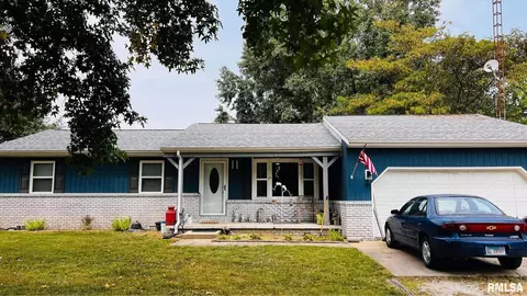 1617 Green St, Centralia, IL 62801