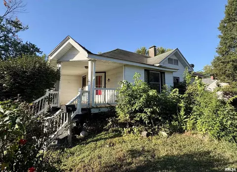 301 S Castle St, Salem, IL 62881