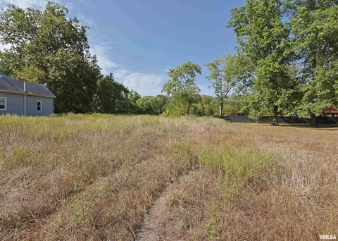 306 Orange St, Freeman Spur, IL 62841